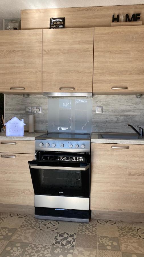 Embrun - Appartement 4/6 personnes avec extérieurs Extérieur photo